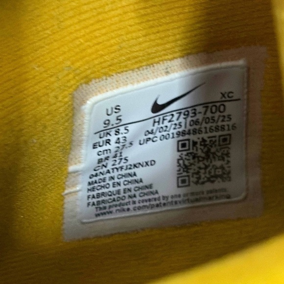 Nike Athletic Shoes - Blue and Yellow - Picture 6 of 7